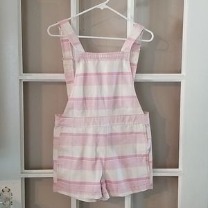 NWT Urban Outfitters size 26 shortalls.